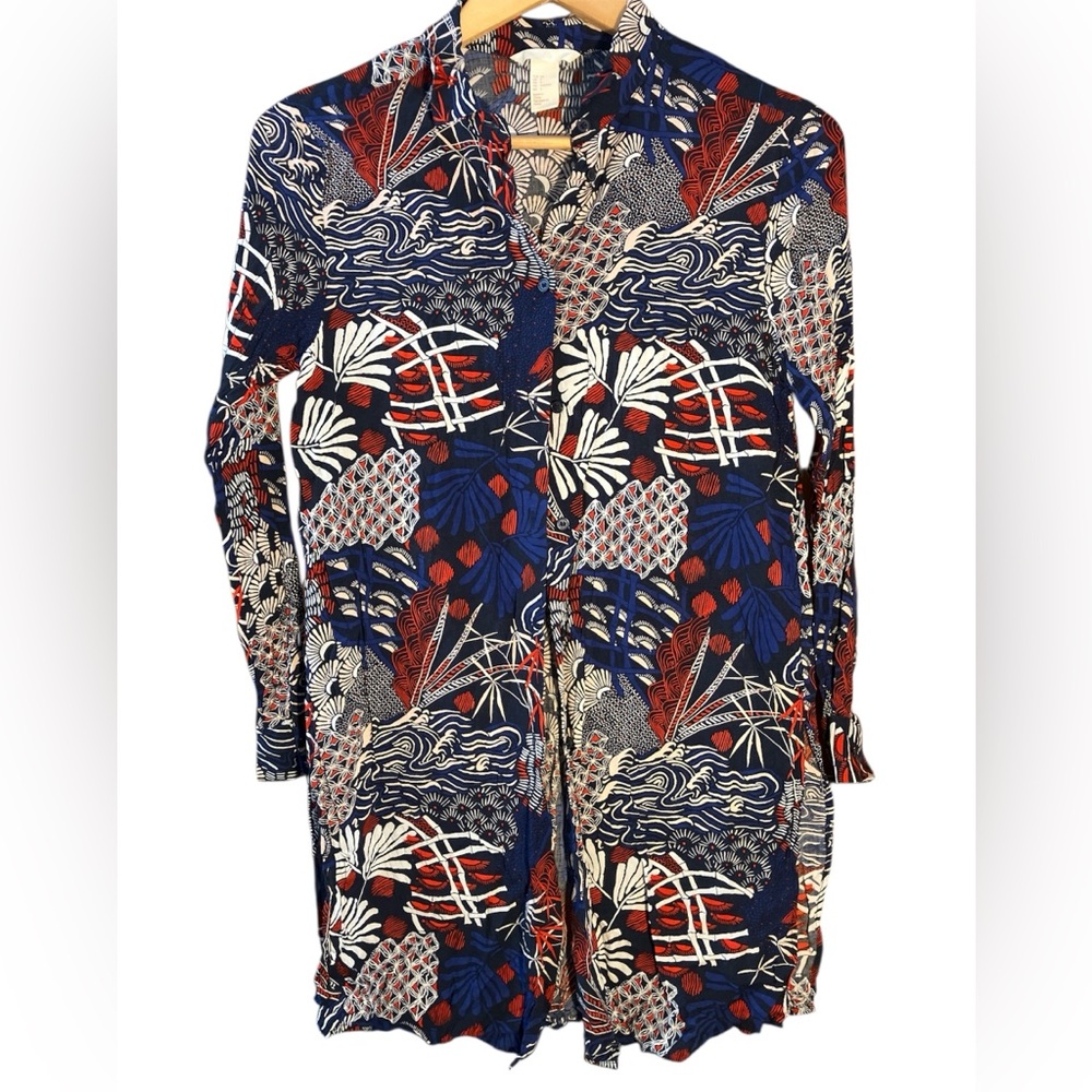 H&M Stretch Button Down - Picture 2 of 8